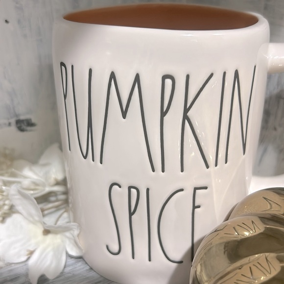 Rae Dunn PUMPKIN SPICE double sided HEART orange interior mug - Picture 2 of 4